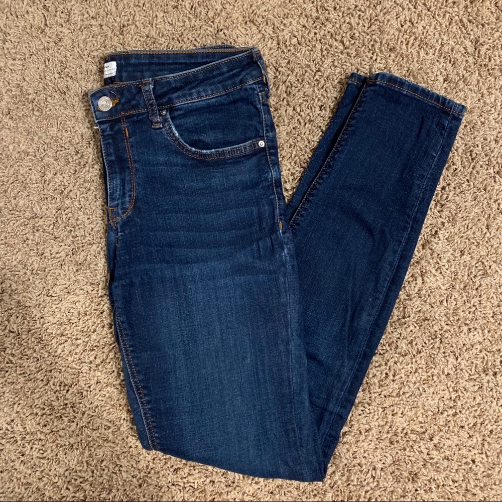 SOLD | ZARA Jeans